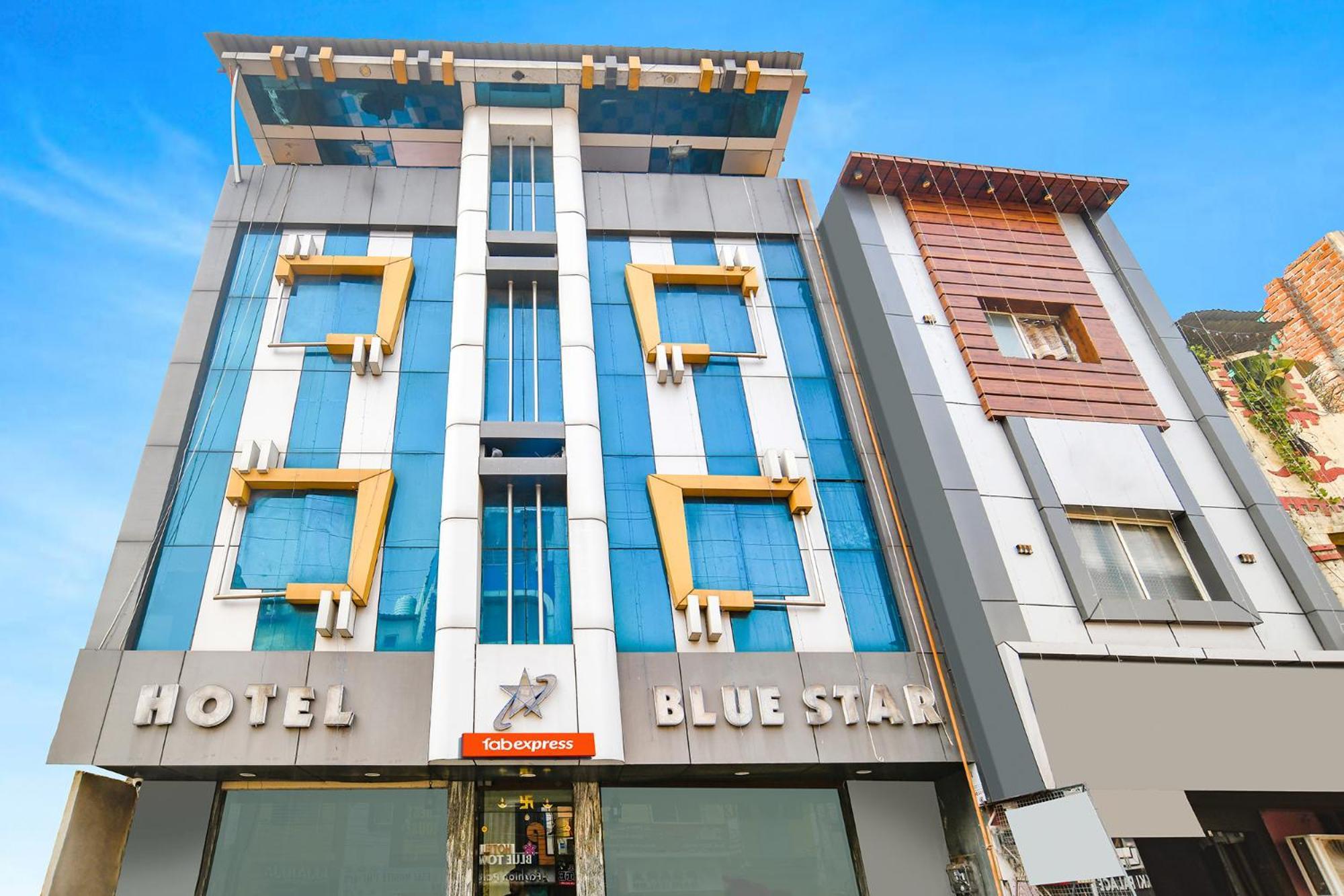 Fabexpress Blue Star Ujjain Exterior photo